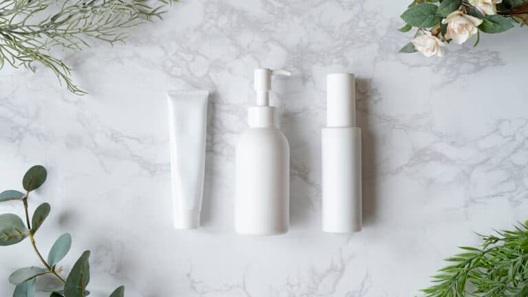 コスメ・化粧品メーカーのPR施策とは?話題化につなげる企画設計と事例5選