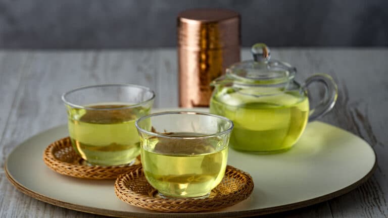 国際お茶の日