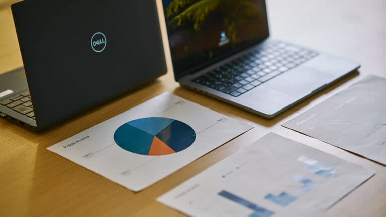 アンケートの作り方ガイド|調査の種類・設計方法・流れ・成功のポイントを徹底解説