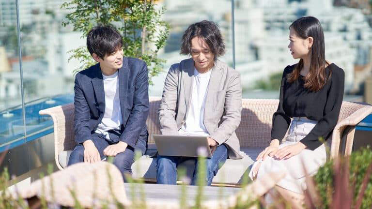 音声配信サービスとは?広報PRで活用する3つのメリットと活用方法